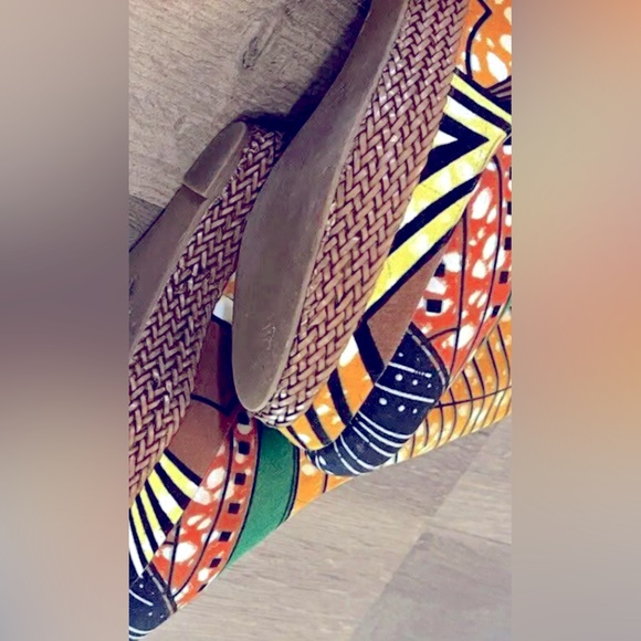 RARE Aldo Tribal Print Wedges - Sz 9.5 - Picture 2 of 3